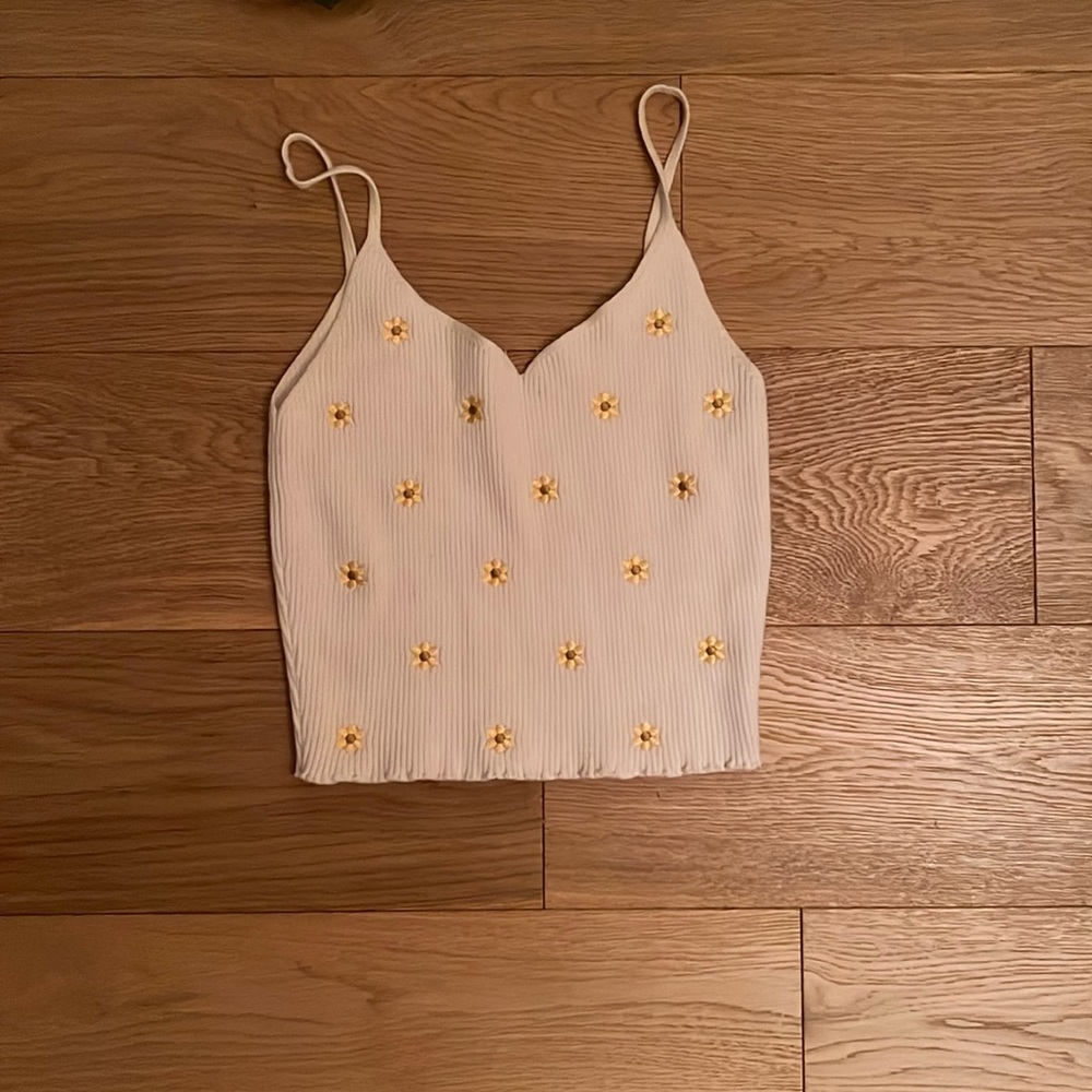 L.A Hearts sunflower v-neck tank top